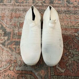 Adidas ultraboost laceless